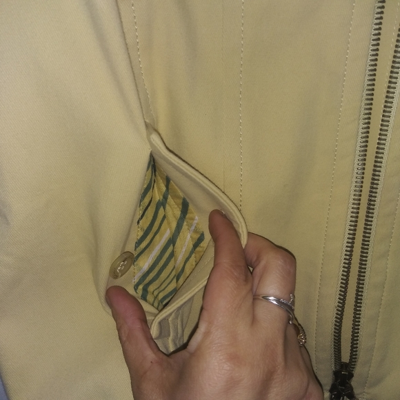 St John Sport Pale Yellow Collared Zip Up Jean Blazer Jacket Size 2P - Picture 7 of 16